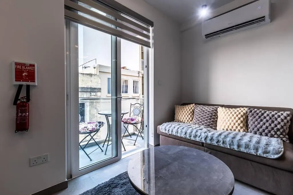 Kinky Depths Retreat By Solea Apartment Sliema